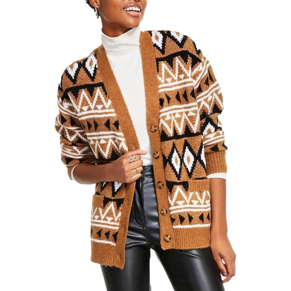 Black Tape_ Geometric Knit Cardigan